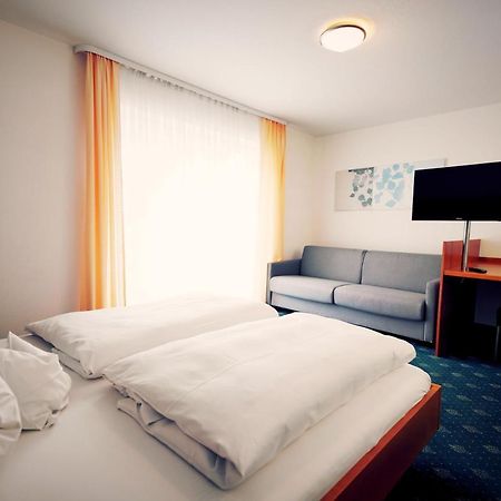 Gruener Baum Garni Hotell Krumbach Eksteriør bilde